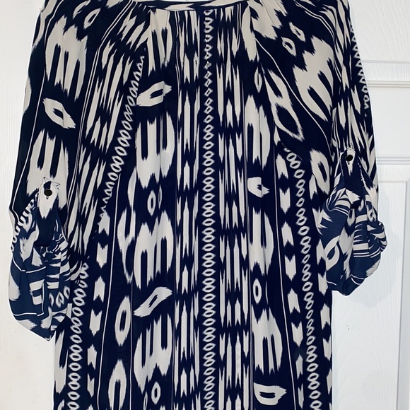 3/$30 Banana Republic Dress - Picture 4 of 11